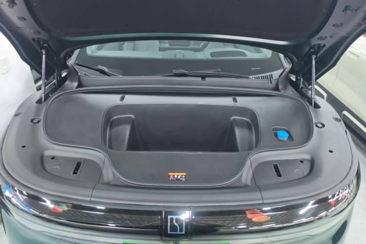 Used Zeekr 7X 2025 100 kWh Long-Range Rear-Wheel Drive with Intelligent Driving Features Engine Bay