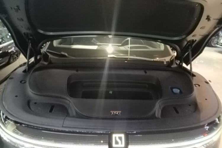 Used Zeekr 7X 2025 100kWh Long-Range All-Wheel Drive Intelligent Driving Version Engine Bay
