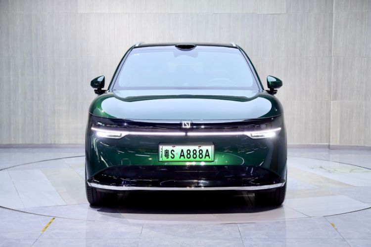 Used Zeekr 7X 2025 100kWh Long-Range All-Wheel Drive Intelligent Driving Version Exterior 1