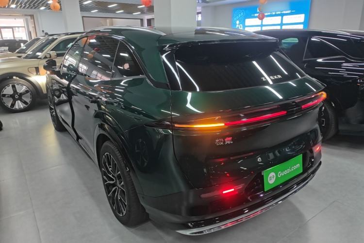 Used Zeekr 7X 2025 100 kWh Long-Range Rear-Wheel Drive with Intelligent Driving Features Exterior 2