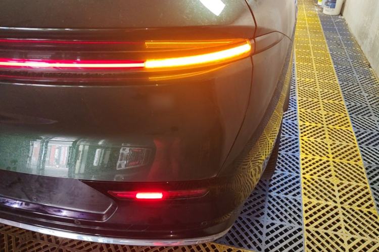 Used Zeekr 7X 2025 75 kWh Rear-Wheel Drive Intelligent Driving Version Exterior 3