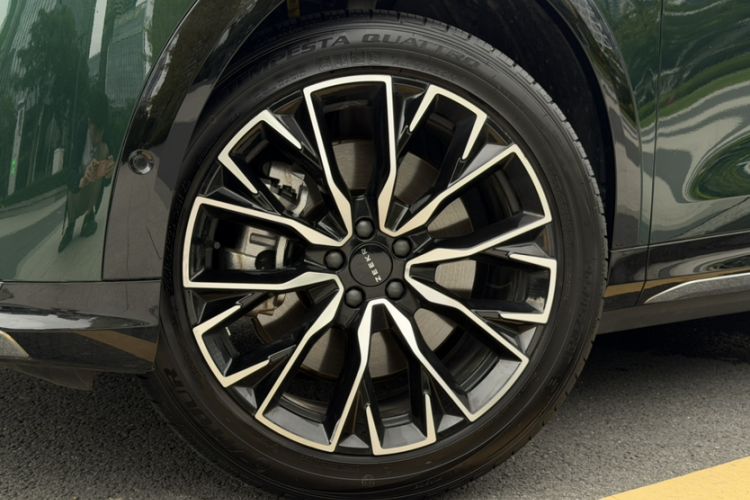 Used Zeekr 7X 2025 100 kWh Long-Range Rear-Wheel Drive with Intelligent Driving Features Exterior 3