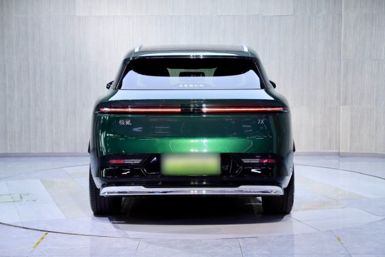 Used Zeekr 7X 2025 100kWh Long-Range All-Wheel Drive Intelligent Driving Version Exterior 3