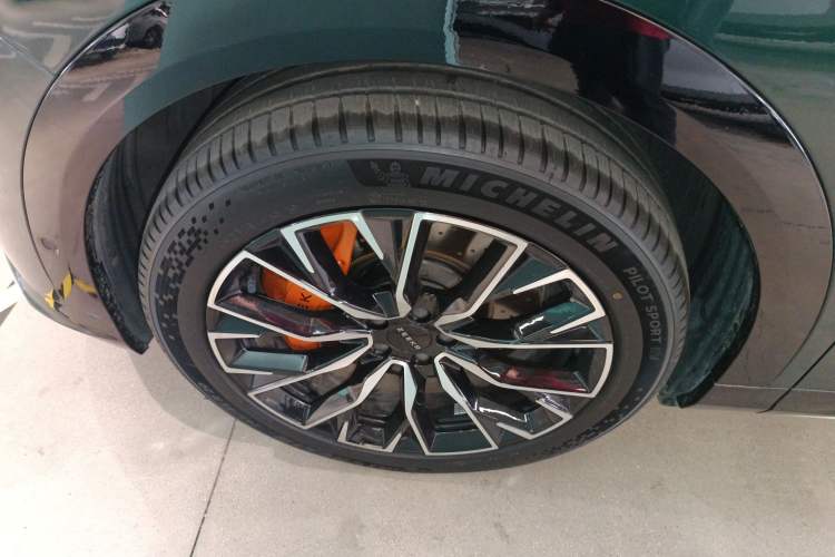 Used Zeekr 7X 2025 100 kWh Long-Range Rear-Wheel Drive with Intelligent Driving Features Exterior 4