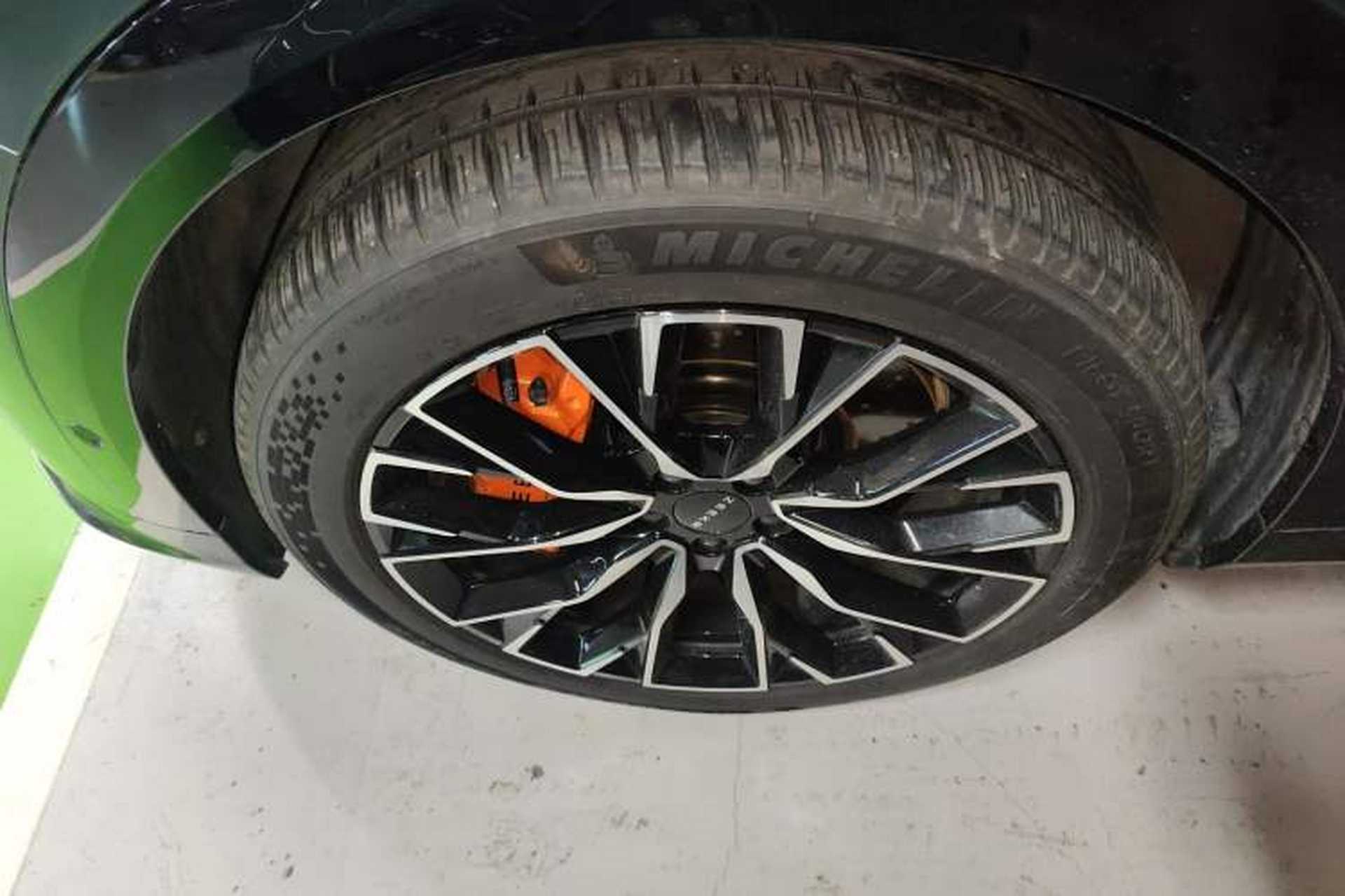 Used Zeekr 7X 2025 100 kWh Long-Range Rear-Wheel Drive with Intelligent Driving Features Exterior 4