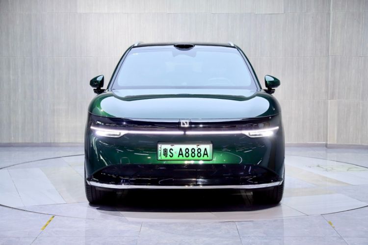 Used Zeekr 7X 2025 100kWh Long-Range All-Wheel Drive Intelligent Driving Version Exterior 4