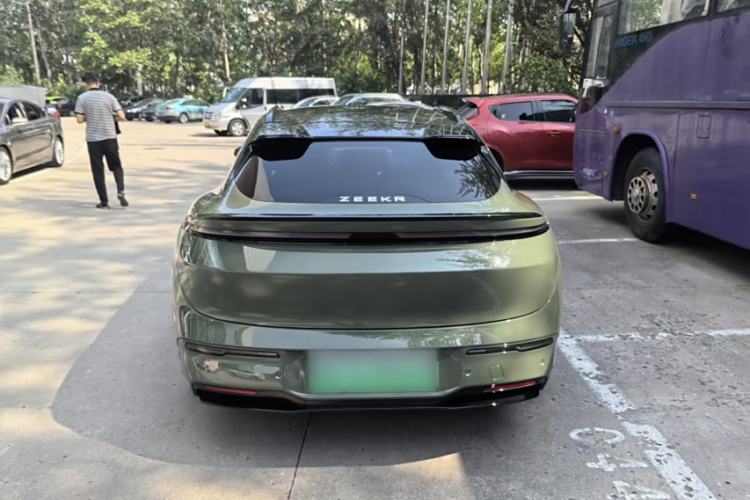 Used Zeekr 7X 2025 100 kWh Long-Range Rear-Wheel Drive with Intelligent Driving Features Exterior 5