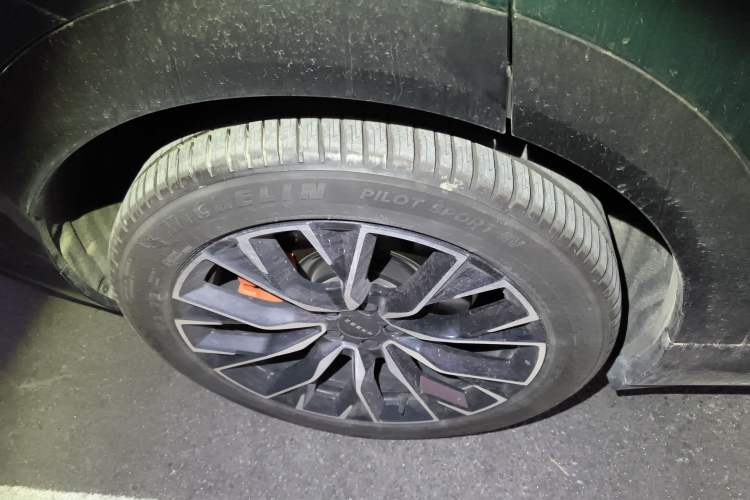 Used Zeekr 7X 2025 100 kWh Long-Range Rear-Wheel Drive with Intelligent Driving Features Exterior 8