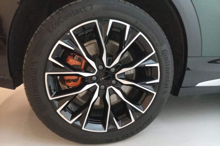 Used Zeekr 7X 2025 100kWh Long-Range All-Wheel Drive Intelligent Driving Version Exterior 8