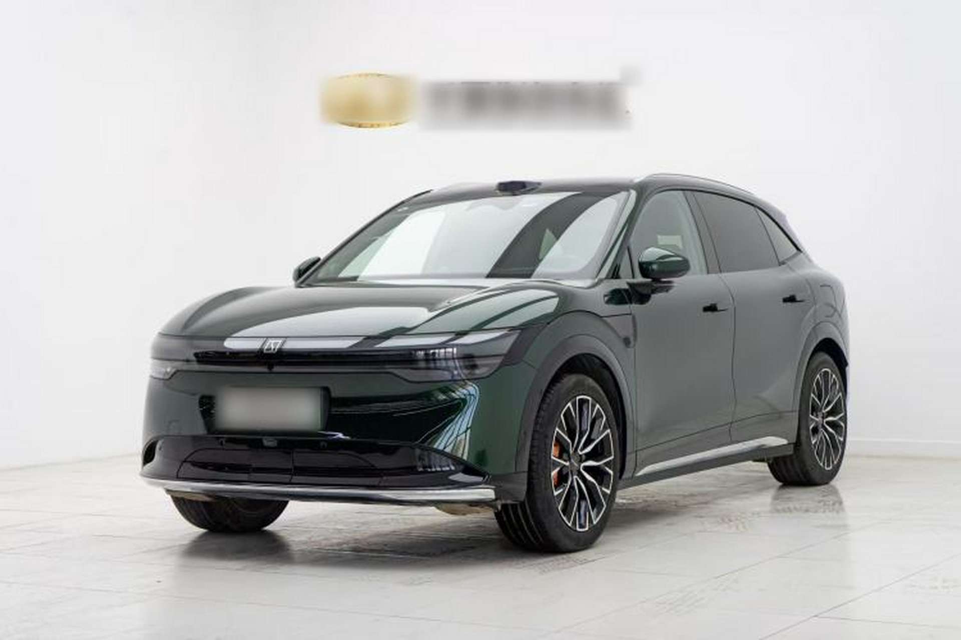Used Zeekr 7X 2025 100 kWh Long-Range Rear-Wheel Drive with Intelligent Driving Features Front Left 45 Deg