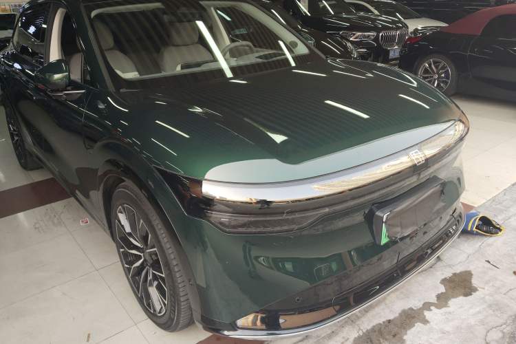 Used Zeekr 7X 2025 100kWh Long-Range All-Wheel Drive Intelligent Driving Version Front Right 45 Deg