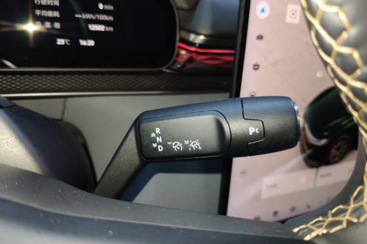 Used Zeekr 7X 2025 100kWh Long-Range All-Wheel Drive Intelligent Driving Version Gear Lever