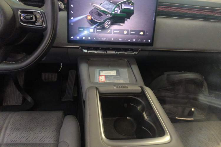 Used Zeekr 7X 2025 100kWh Long-Range All-Wheel Drive Intelligent Driving Version Gear Lever
