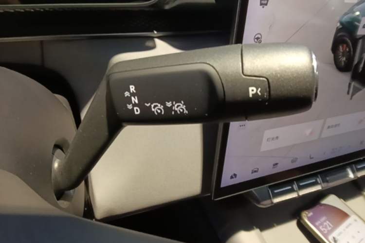 Used Zeekr 7X 2025 100kWh Long-Range All-Wheel Drive Intelligent Driving Version Gear Lever