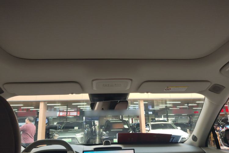 Used Zeekr 7X 2025 100kWh Long-Range All-Wheel Drive Intelligent Driving Version Headliner