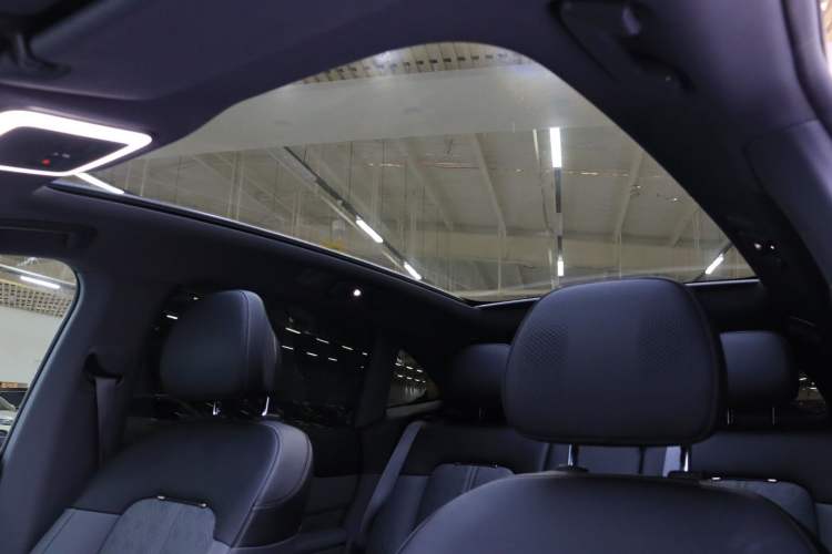 Used Zeekr 7X 2025 100kWh Long-Range All-Wheel Drive Intelligent Driving Version Headliner
