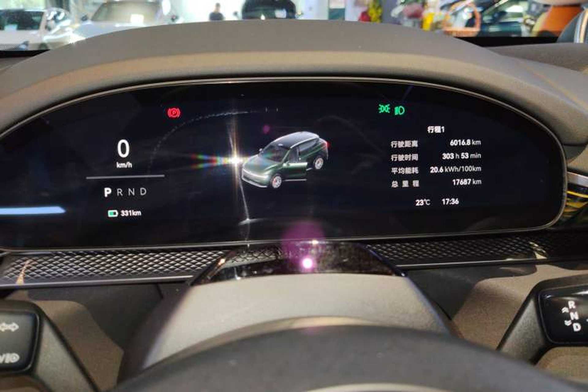Used Zeekr 7X 2025 100 kWh Long-Range Rear-Wheel Drive with Intelligent Driving Features Instrument Cluster