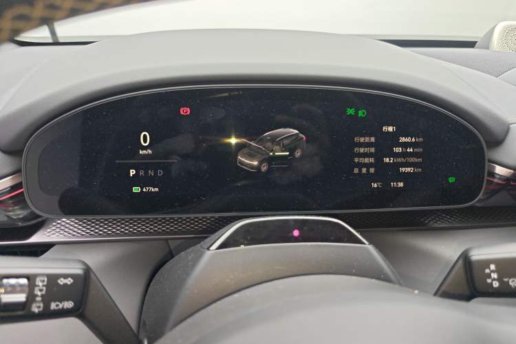 Used Zeekr 7X 2025 100 kWh Long-Range Rear-Wheel Drive with Intelligent Driving Features Instrument Cluster