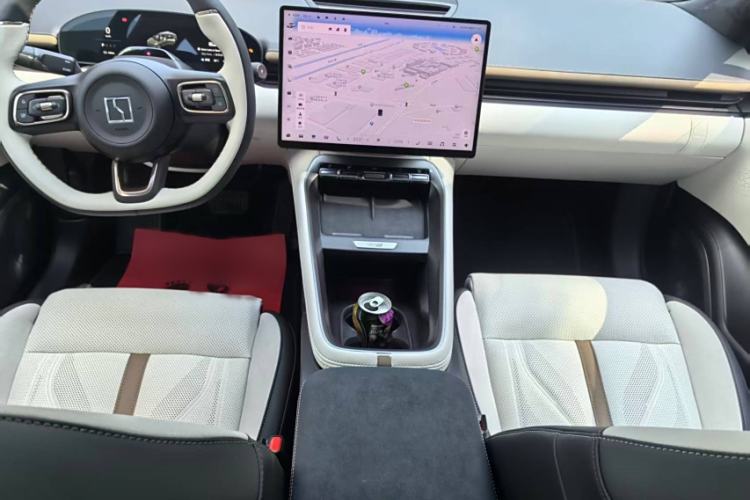 Used Zeekr 7X 2025 100 kWh Long-Range Rear-Wheel Drive with Intelligent Driving Features Interior 1