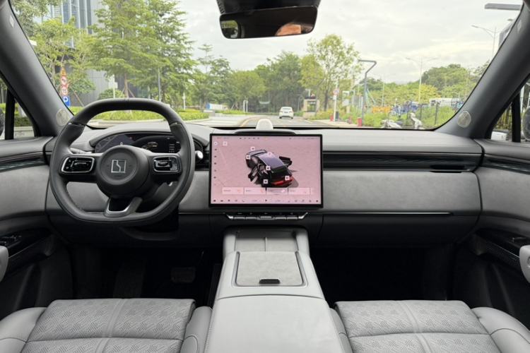 Used Zeekr 7X 2025 100 kWh Long-Range Rear-Wheel Drive with Intelligent Driving Features Interior 11