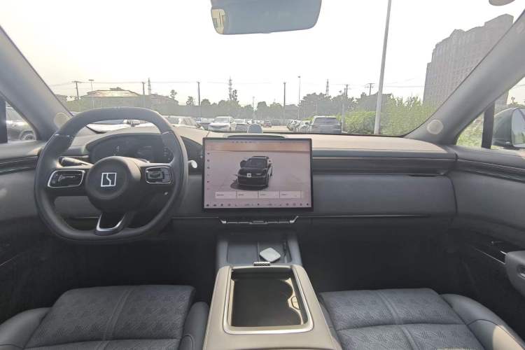 Used Zeekr 7X 2025 75 kWh Rear-Wheel Drive Intelligent Driving Version Interior 4