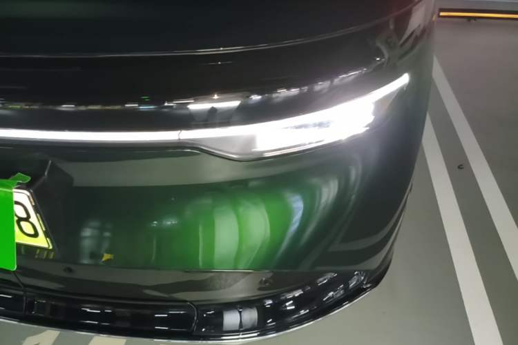 Used Zeekr 7X 2025 100 kWh Long-Range Rear-Wheel Drive with Intelligent Driving Features Left Front Headlight