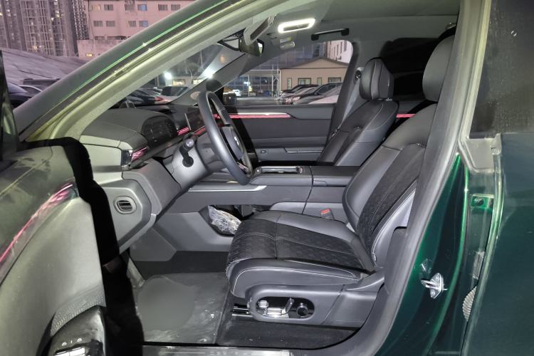 Used Zeekr 7X 2025 100 kWh Long-Range Rear-Wheel Drive with Intelligent Driving Features Left Front Seat