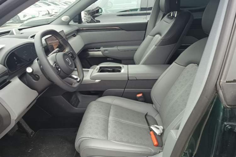 Used Zeekr 7X 2025 75 kWh Rear-Wheel Drive Intelligent Driving Version Left Front Seat