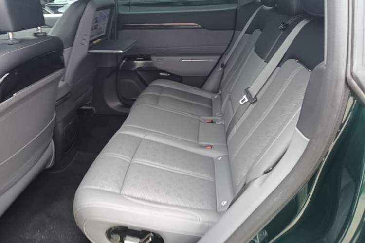 Used Zeekr 7X 2025 75 kWh Rear-Wheel Drive Intelligent Driving Version Left Rear Seat