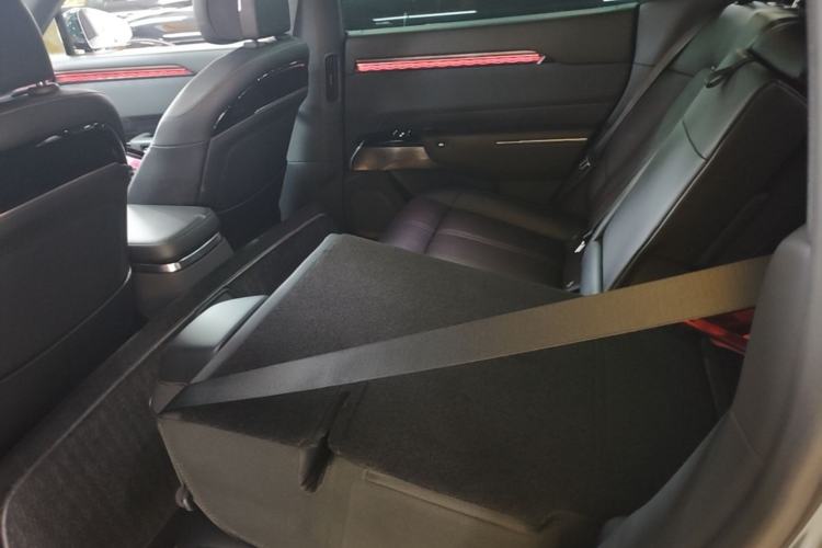 Used Zeekr 7X 2025 100kWh Long-Range All-Wheel Drive Intelligent Driving Version Left Rear Seat