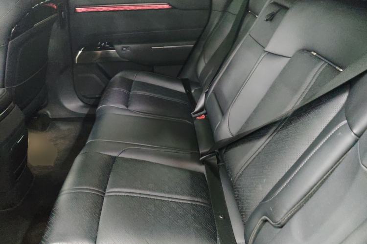 Used Zeekr 7X 2025 100 kWh Long-Range Rear-Wheel Drive with Intelligent Driving Features Left Rear Seat
