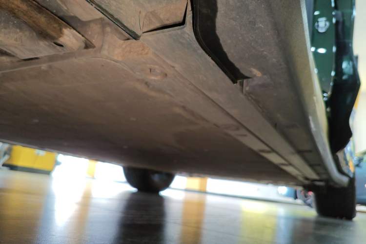 Used Zeekr 7X 2025 100 kWh Long-Range Rear-Wheel Drive with Intelligent Driving Features Left Side Sill