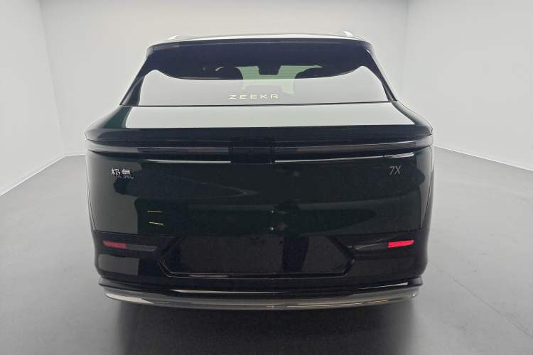 Used Zeekr 7X 2025 100 kWh Long-Range Rear-Wheel Drive with Intelligent Driving Features Rear