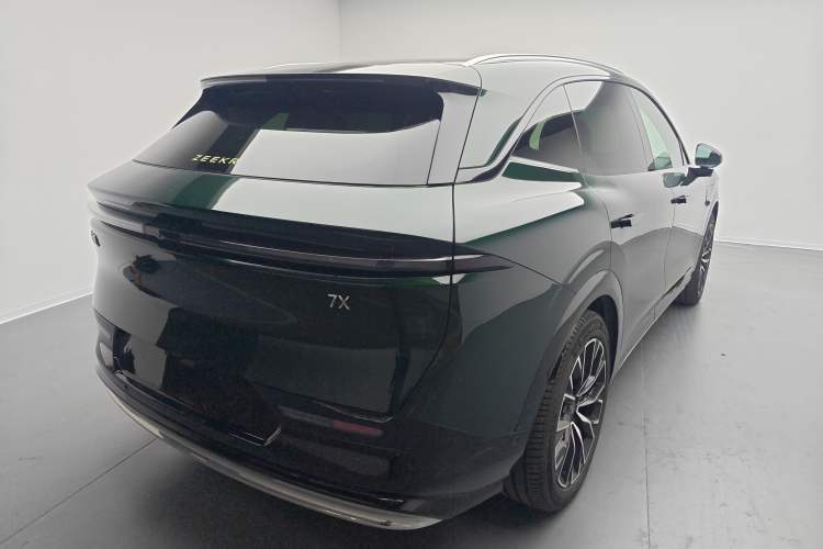 Used Zeekr 7X 2025 100 kWh Long-Range Rear-Wheel Drive with Intelligent Driving Features Rear Right 45 Deg