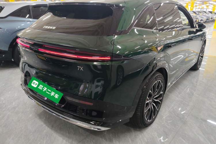 Used Zeekr 7X 2025 100 kWh Long-Range Rear-Wheel Drive with Intelligent Driving Features Rear Right 45 Deg