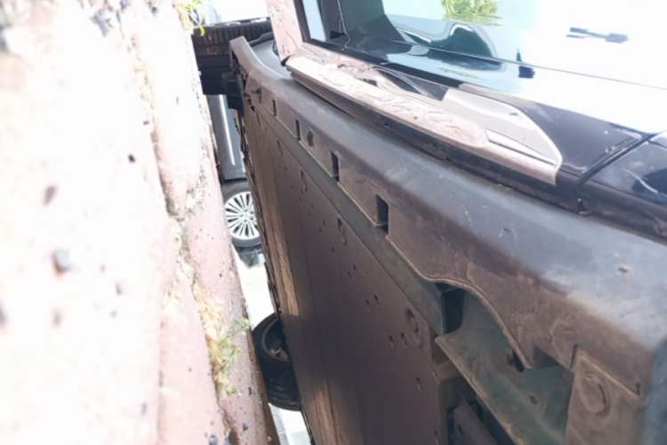 Used Zeekr 7X 2025 75 kWh Rear-Wheel Drive Intelligent Driving Version Right Side Sill
