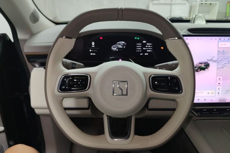 Used Zeekr 7X 2025 75 kWh Rear-Wheel Drive Intelligent Driving Version Steering Wheel