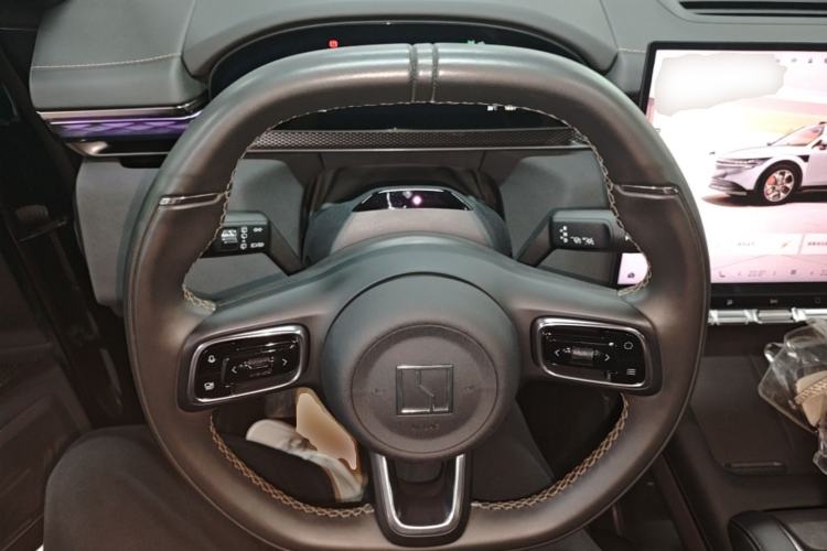 Used Zeekr 7X 2025 100kWh Long-Range All-Wheel Drive Intelligent Driving Version Steering Wheel