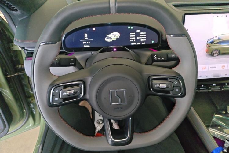 Used Zeekr 7X 2025 100 kWh Long-Range Rear-Wheel Drive with Intelligent Driving Features Steering Wheel