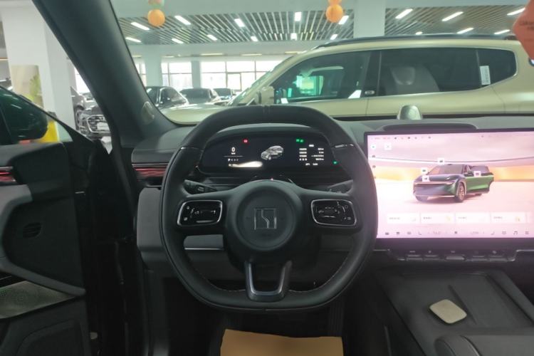 Used Zeekr 7X 2025 100 kWh Long-Range Rear-Wheel Drive with Intelligent Driving Features Steering Wheel
