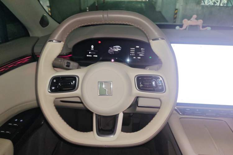 Used Zeekr 7X 2025 100kWh Long-Range All-Wheel Drive Intelligent Driving Version Steering Wheel