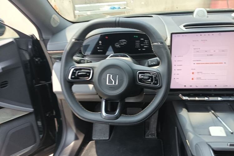 Used Zeekr 7X 2025 75 kWh Rear-Wheel Drive Intelligent Driving Version Steering Wheel