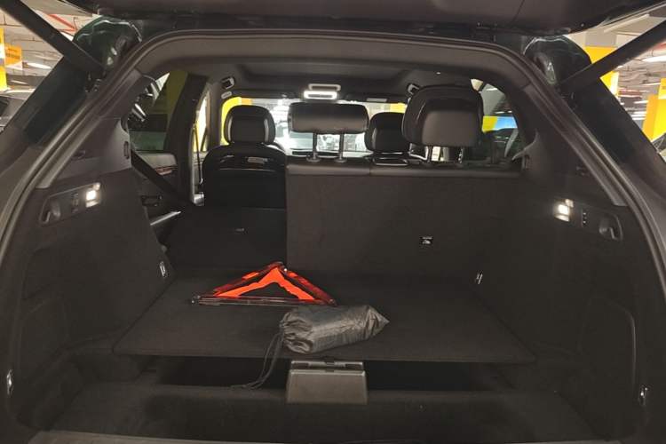 Used Zeekr 7X 2025 100kWh Long-Range All-Wheel Drive Intelligent Driving Version Trunk