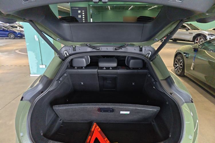 Used Zeekr 7X 2025 100 kWh Long-Range Rear-Wheel Drive with Intelligent Driving Features Trunk