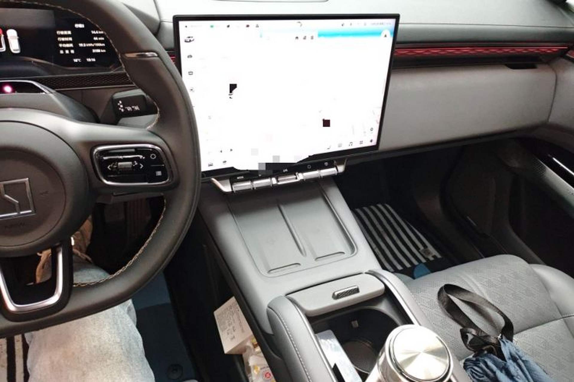 Used Zeekr 7X 2025 75 kWh Rear-Wheel Drive Intelligent Driving Version Audio And AC Panel