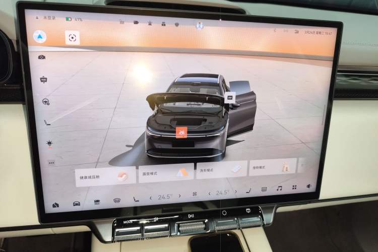 Used Zeekr 7X 2025 75 kWh Rear-Wheel Drive Intelligent Driving Version Audio And AC Panel