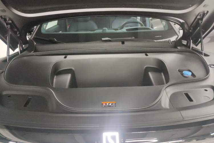Used Zeekr 7X 2025 75 kWh Rear-Wheel Drive Intelligent Driving Version Engine Bay