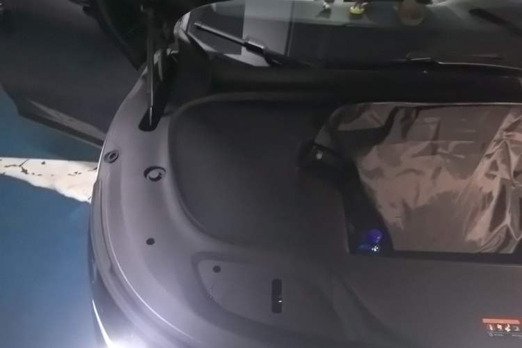 Used Zeekr 7X 2025 75 kWh Rear-Wheel Drive Intelligent Driving Version Engine Bay Right