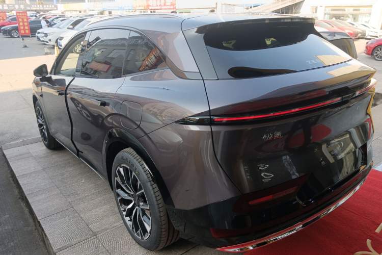 Used Zeekr 7X 2025 100 kWh Long-Range Rear-Wheel Drive with Intelligent Driving Features Exterior 3