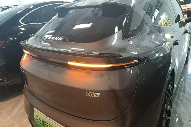 Used Zeekr 7X 2025 75 kWh Rear-Wheel Drive Intelligent Driving Version Exterior 4